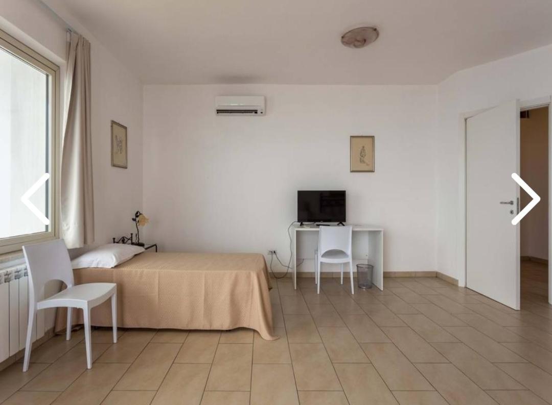 Bed and Breakfast La Nave Sul Mare Di Taormina Letojanni Exterior foto