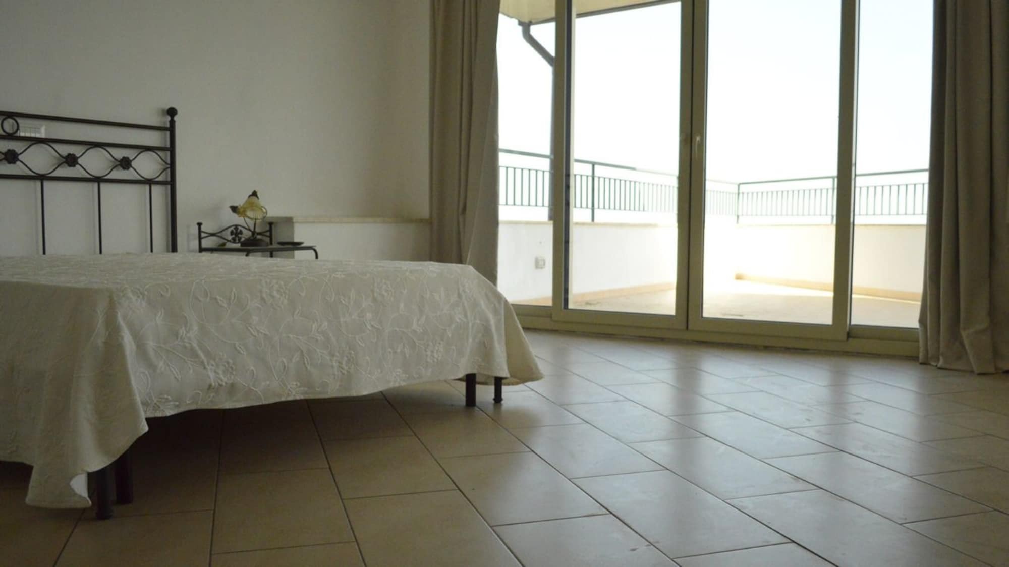 Bed and Breakfast La Nave Sul Mare Di Taormina Letojanni Exterior foto